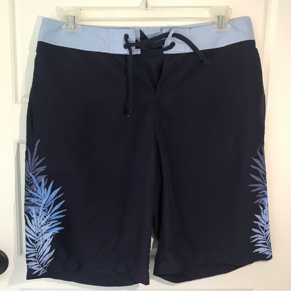 Eddie Bauer Lightweight Men’s Shorts Size 33